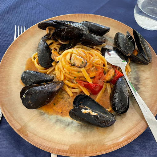 Linguine alle cozze: un piatto semplice ma gustoso.